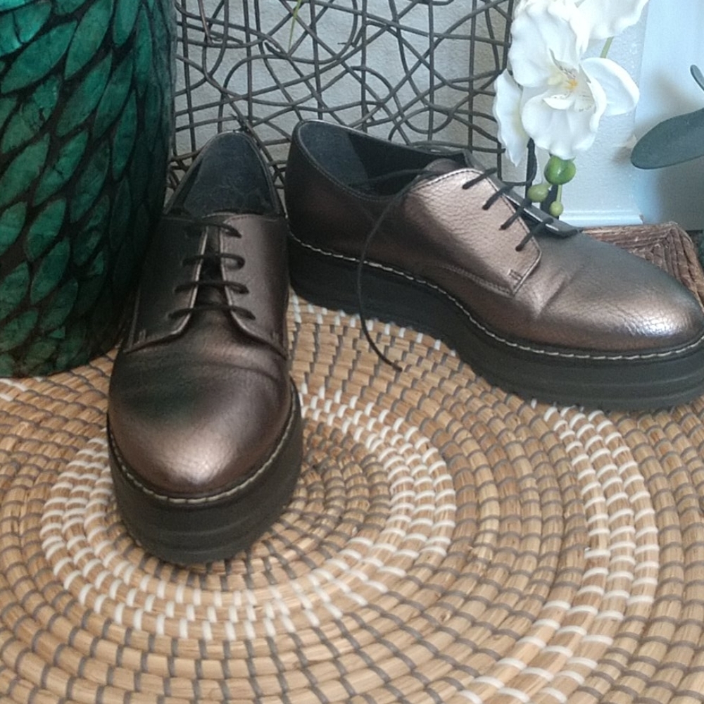 White Mountain Oxford